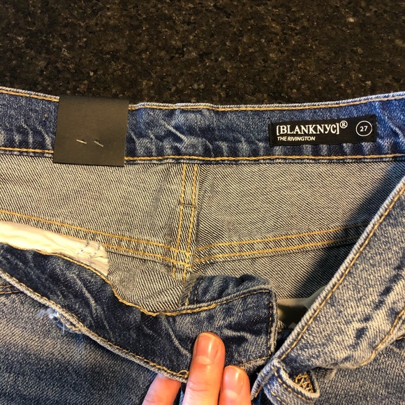 High Rise Distressed Jeans with Grommets - Picture 11 of 12